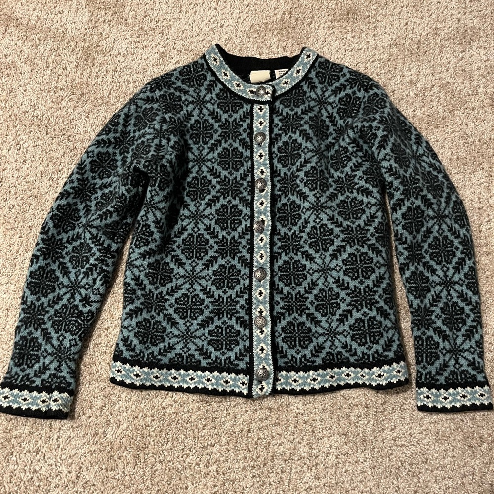 L.L. Bean 100% Merino Wool Vintage Sweater